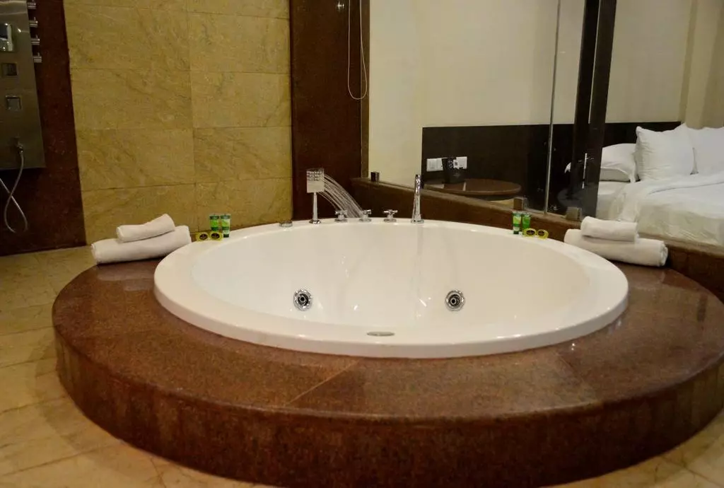 HOTEl grandeur de sanchi GOA_shabavizparvaz_18.jpg